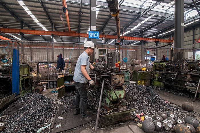 商丘网架配件-螺栓球加工车间